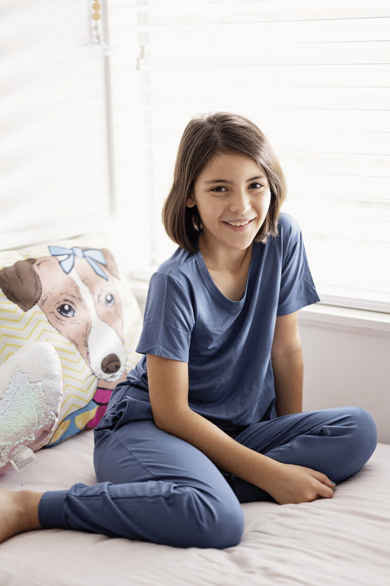 Blue Girls Pyjamas SET - Lounge Pants & Short Sleeve Sleep Tee