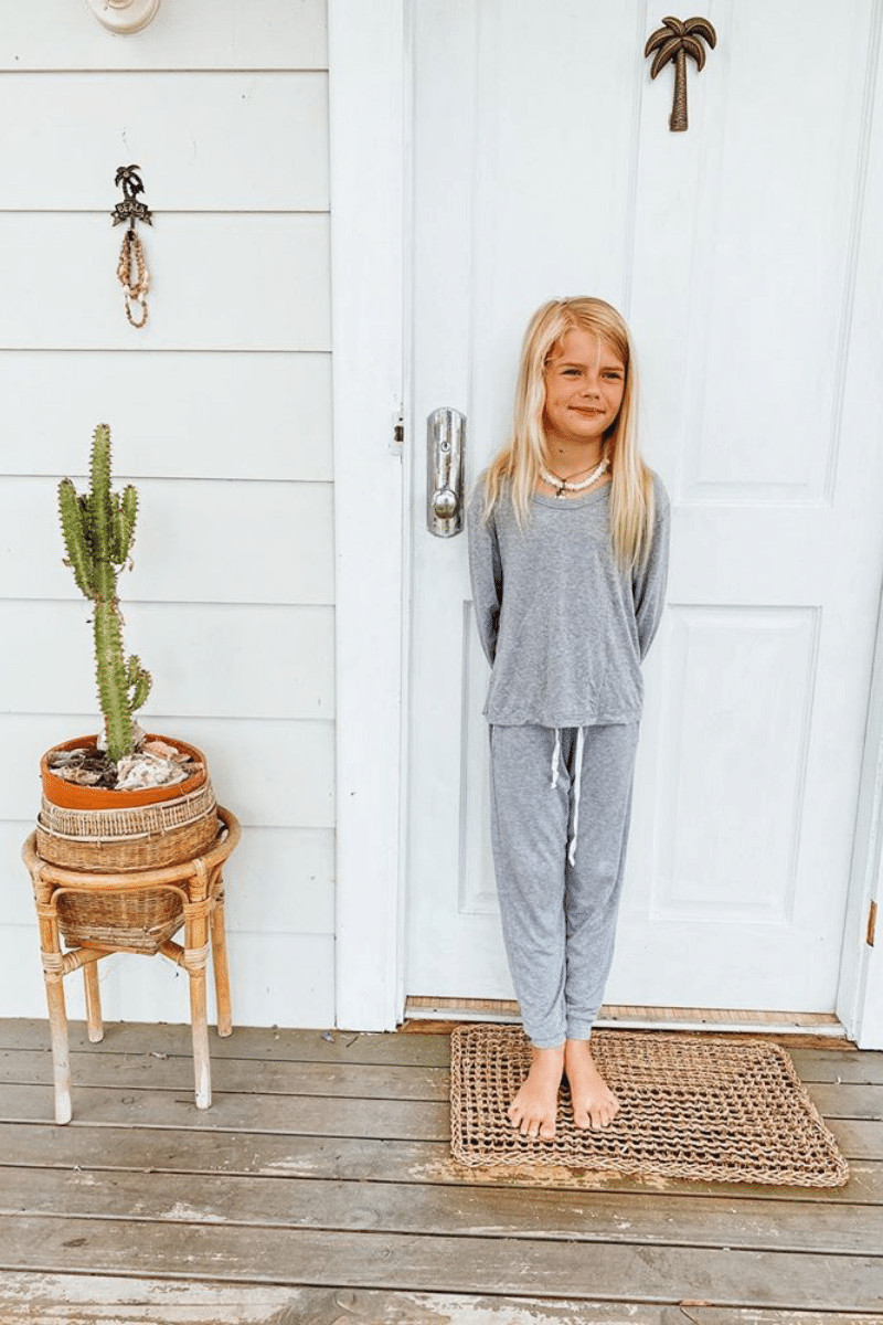 Girls Pyjamas SET - Lounge Pants & Long Sleeve Sleep Tee