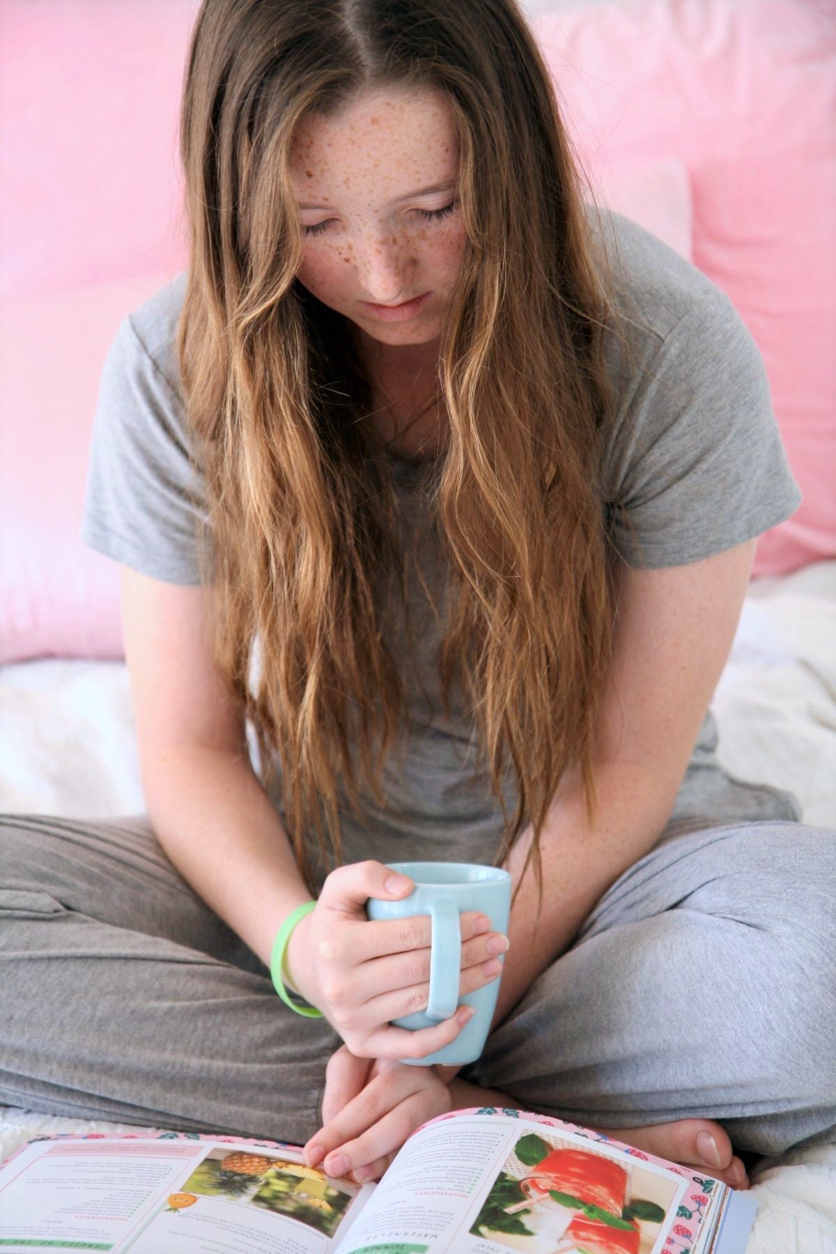 best-teen-girls-pyjamas-winter-long-pants-short-sleeve-top-comfiest-sleepwear-online-Australia